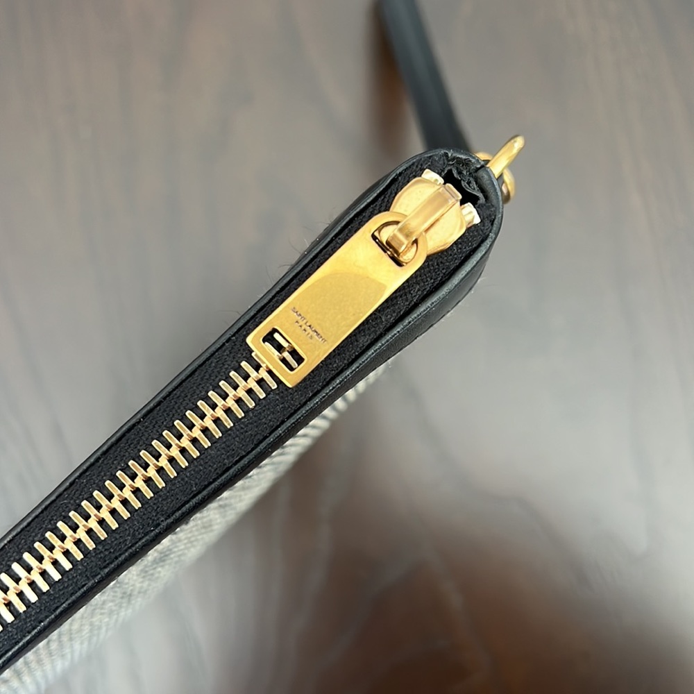 Saint Laurent YSL Rive Gauche clutch. 100% authentic - Picture 4 of 7